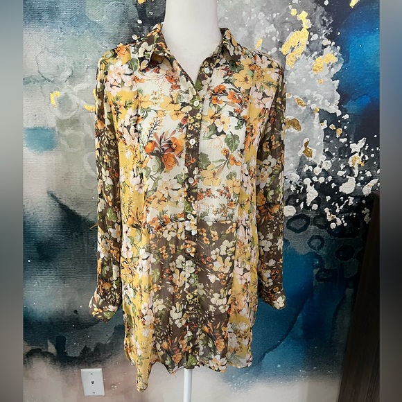 Adeline Tops - Adeline | Contrast Floral Button-Up Blouse